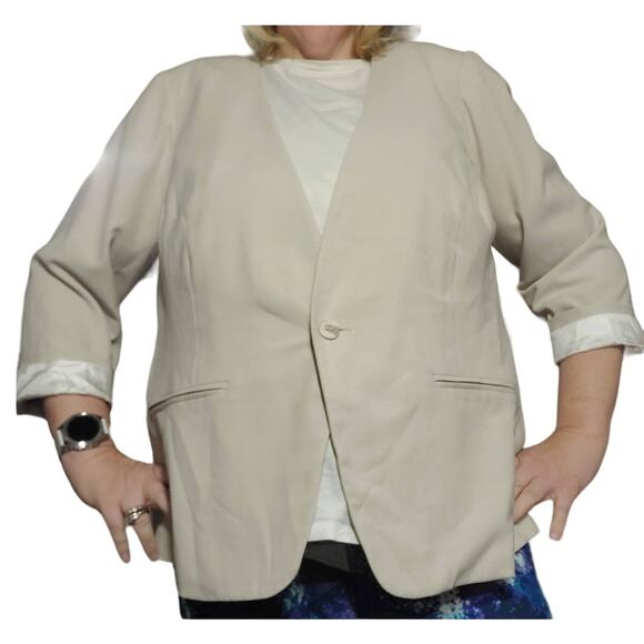 Kensie Plus Size 2X Beige One Button Blazer 3/4 Roll Sleeves Faux Pockets - Picture 1 of 10